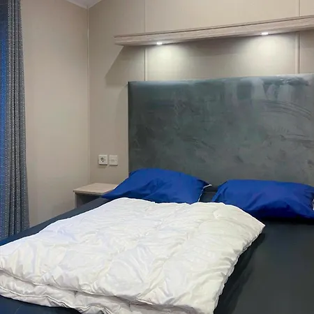 Campeggio 2 Bedroom Stacaravan In *